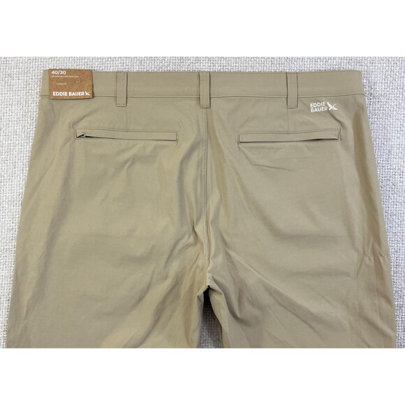 NEW Eddie Bauer Pants Men's 40X30 Horizon Guide Chino Beige Stretch Nylon Hiking - Picture 4 of 13